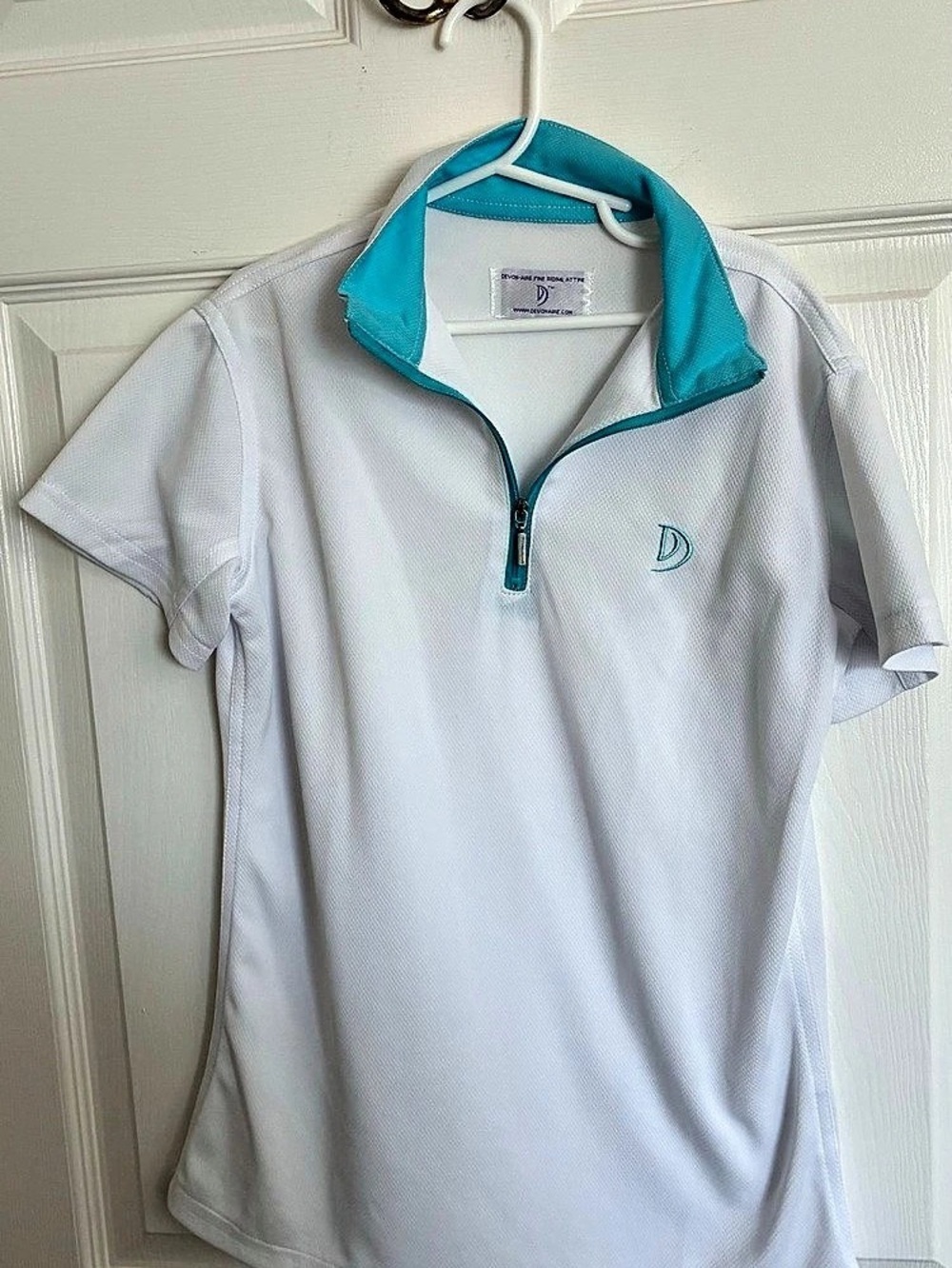 Devon-Aire Short Sleeve Quarter-Zip Top White & Blue